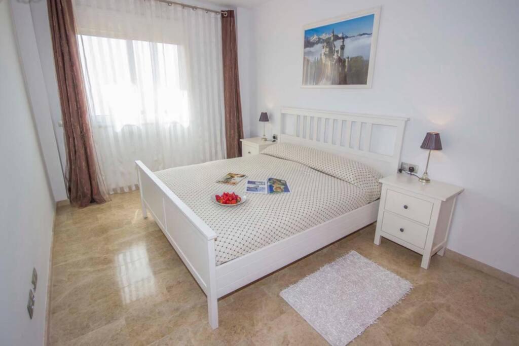 Casa Tres Vistas Luxury Apartment With Stunning Views To The Ocean Puerto de Santiago  Exterior photo